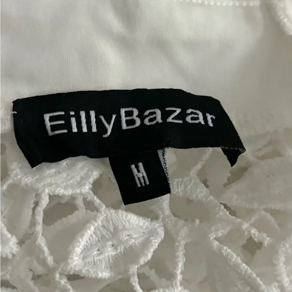 EILLY BAZAR | White Lace Mini Dress Size M Bell Sleeve Mock Neck Fit & Flare - Picture 5 of 6